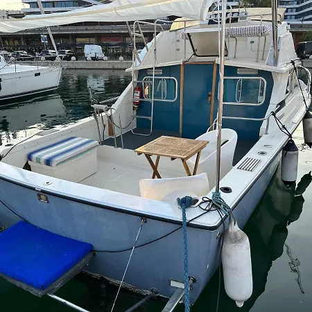 Botel !!boat With Ac In Port Forum 2 Bikes Included!! Sant Adria de Besos