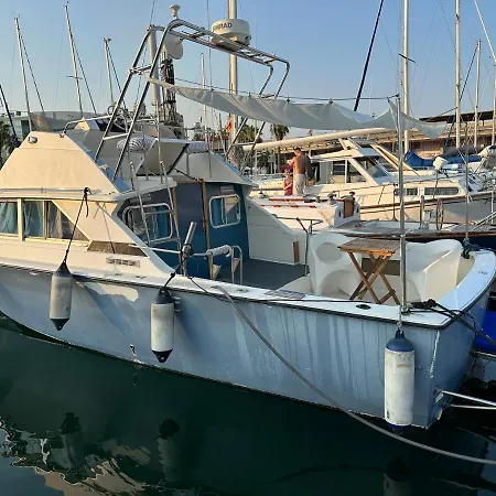 !!boat With Ac In Port Forum 2 Bikes Included!! * Sant Adria de Besos